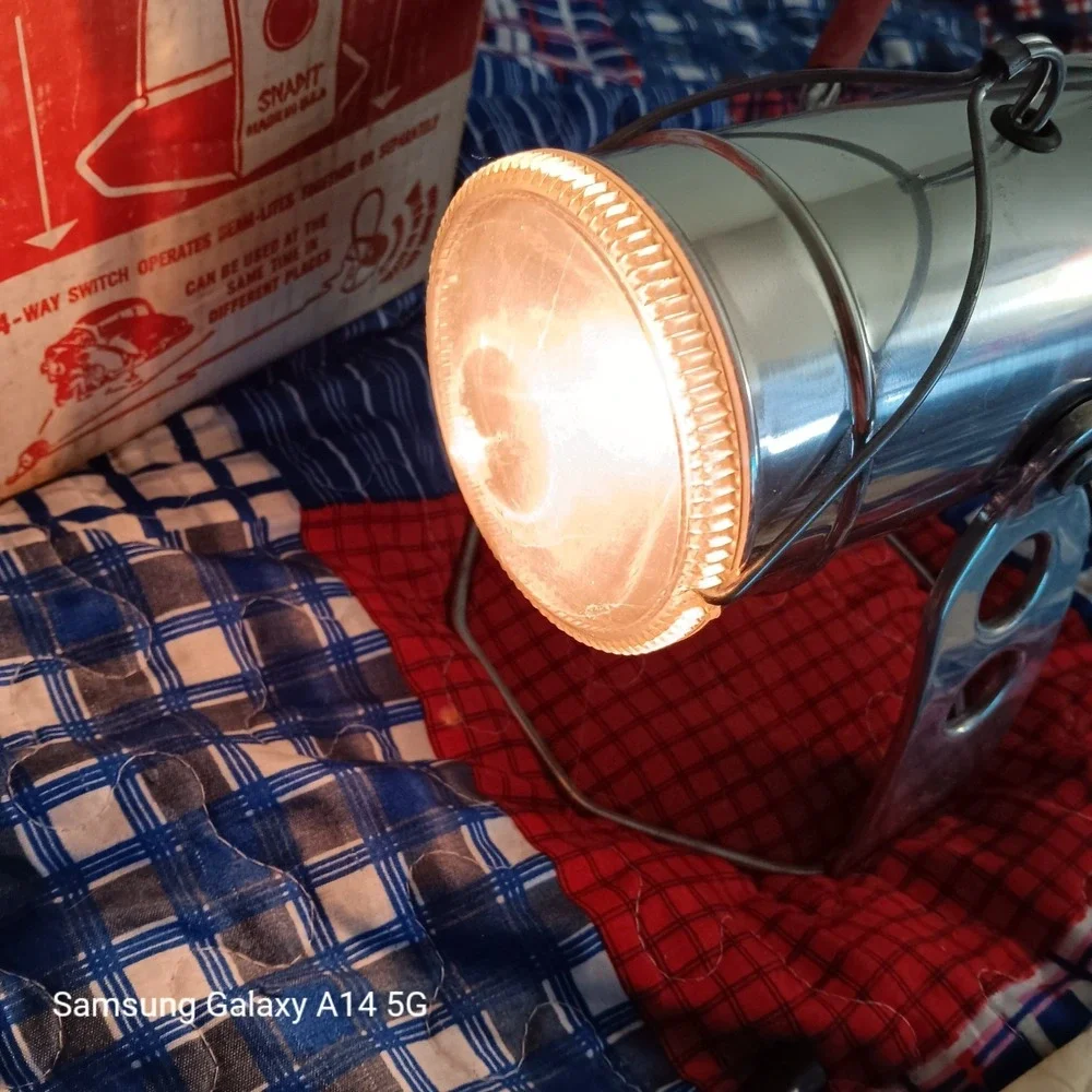 Vintage SNAPIT DO ALL Flashing Lantern Red Beam Light 1950/60s Tested Box Tags